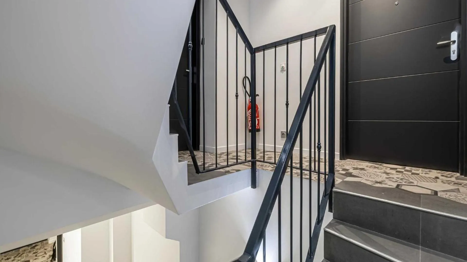 Bright Duplex-Cannes Centre -Mobility Lease צרפת